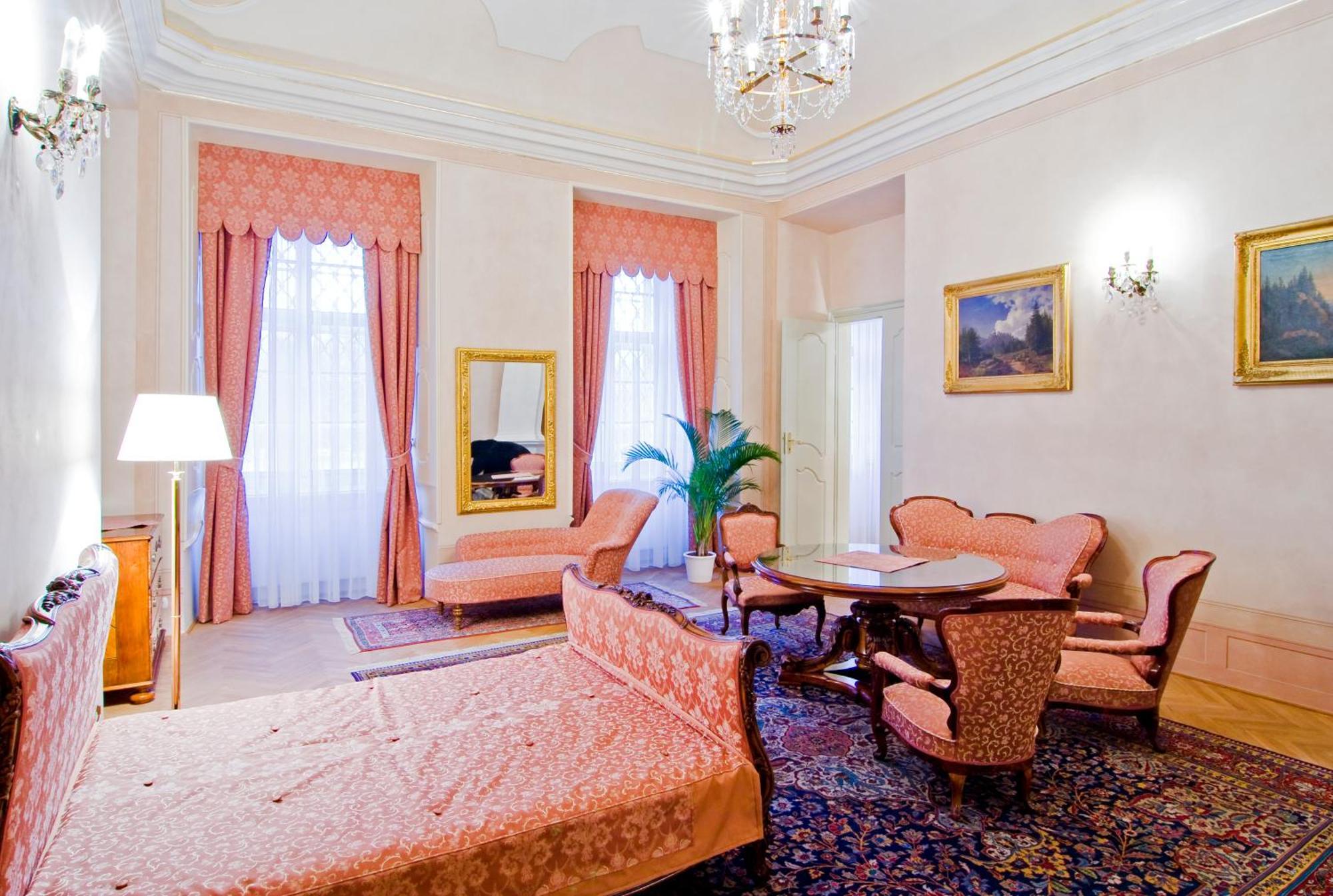 Chateau Liblice Byšice 외부 사진