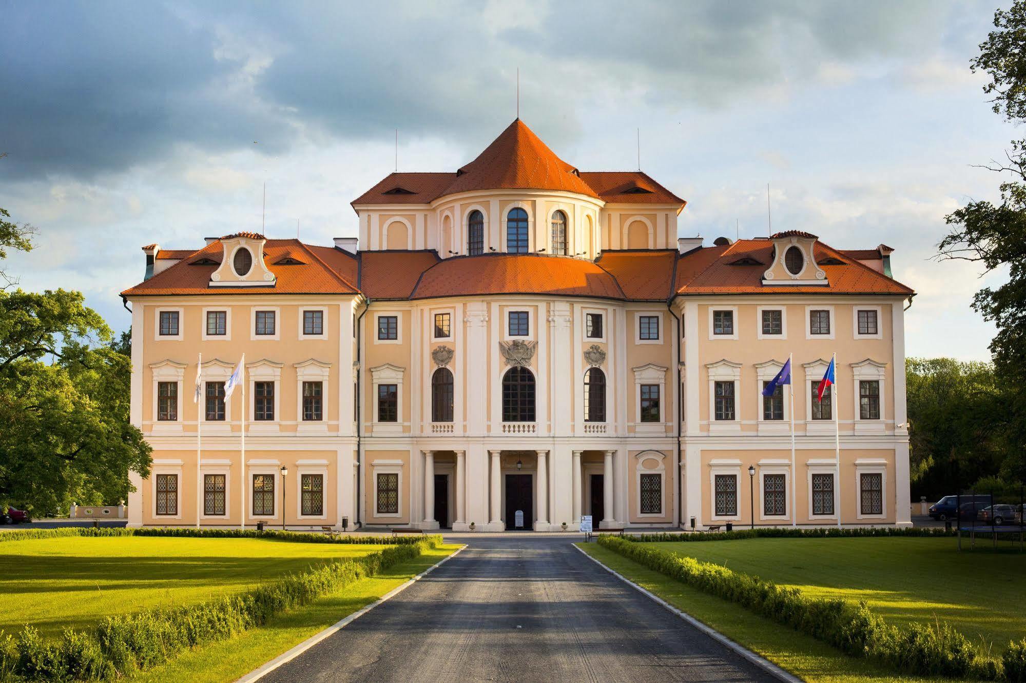 Chateau Liblice Byšice 외부 사진