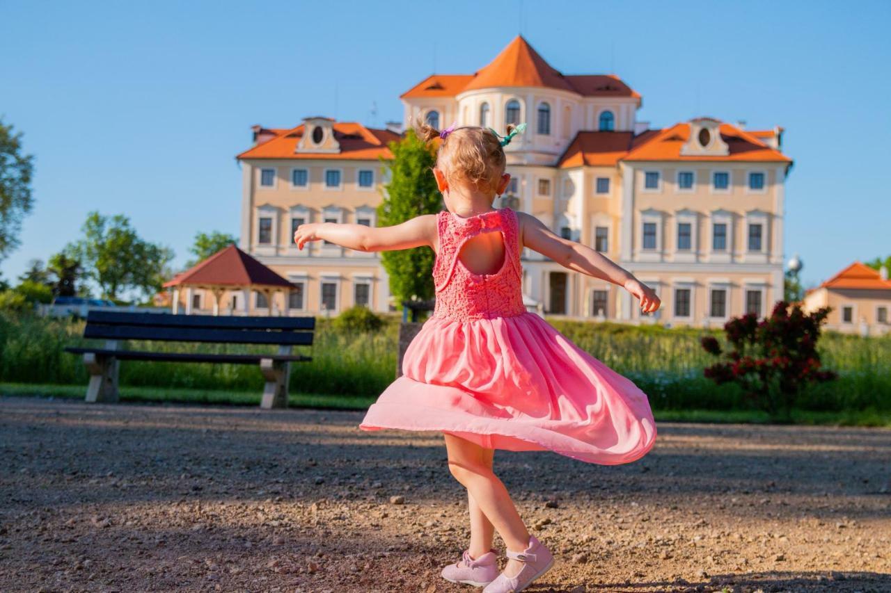 Chateau Liblice Byšice 외부 사진
